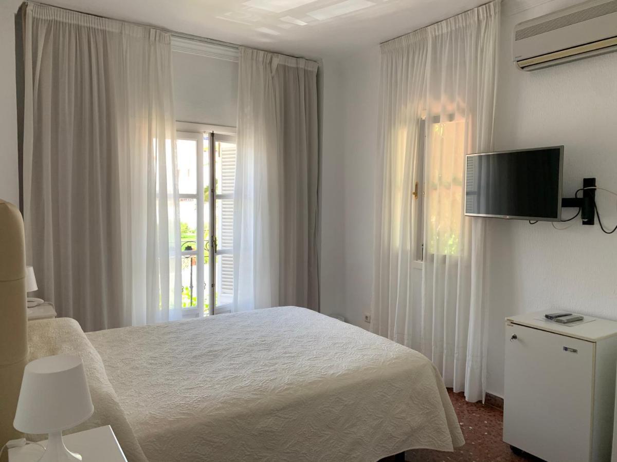 Hotel Paraiso Del Mar Nerja Dış mekan fotoğraf