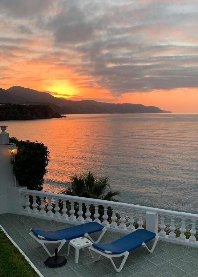 Hotel Paraiso Del Mar Nerja Dış mekan fotoğraf