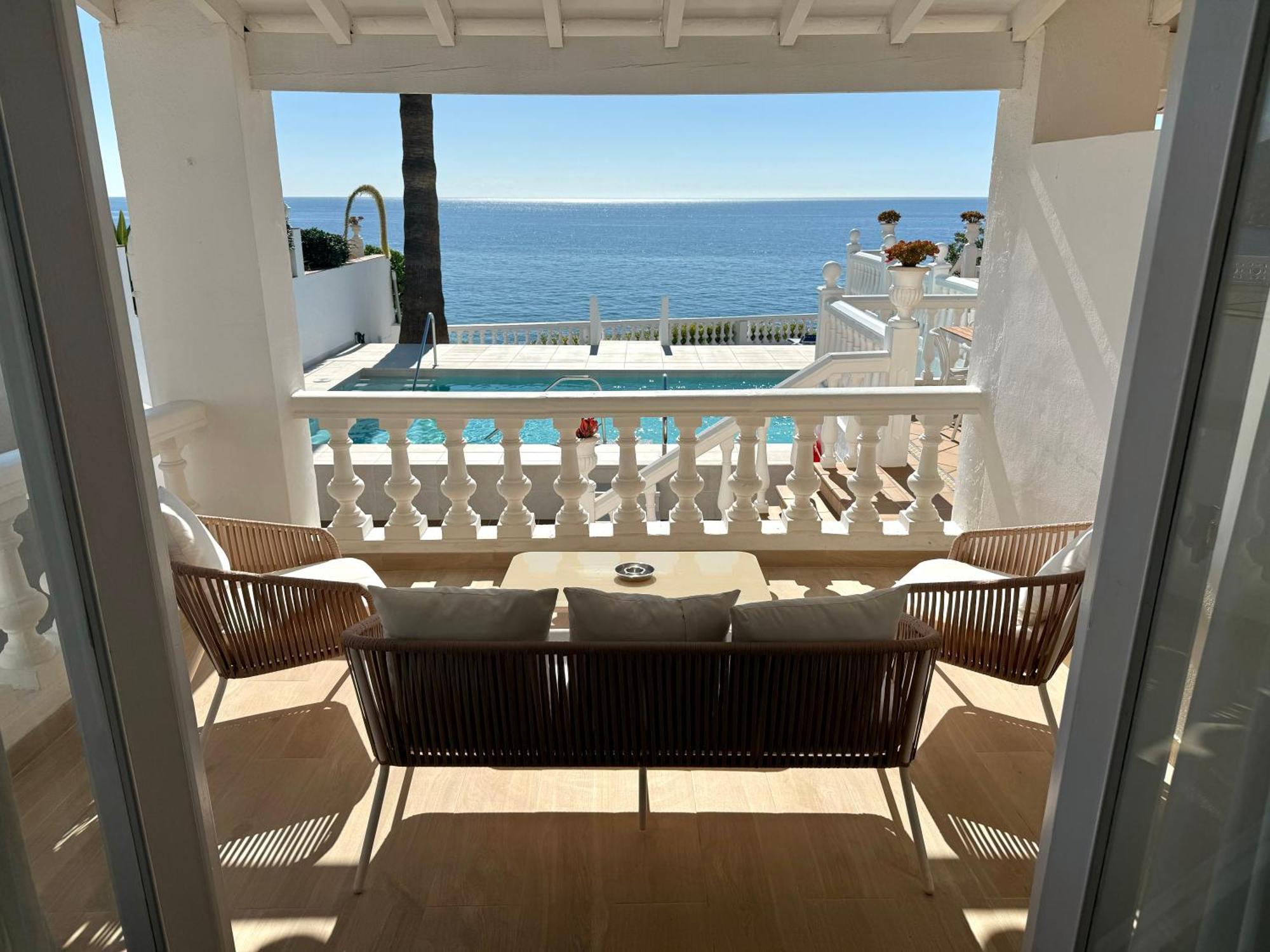 Hotel Paraiso Del Mar Nerja Dış mekan fotoğraf