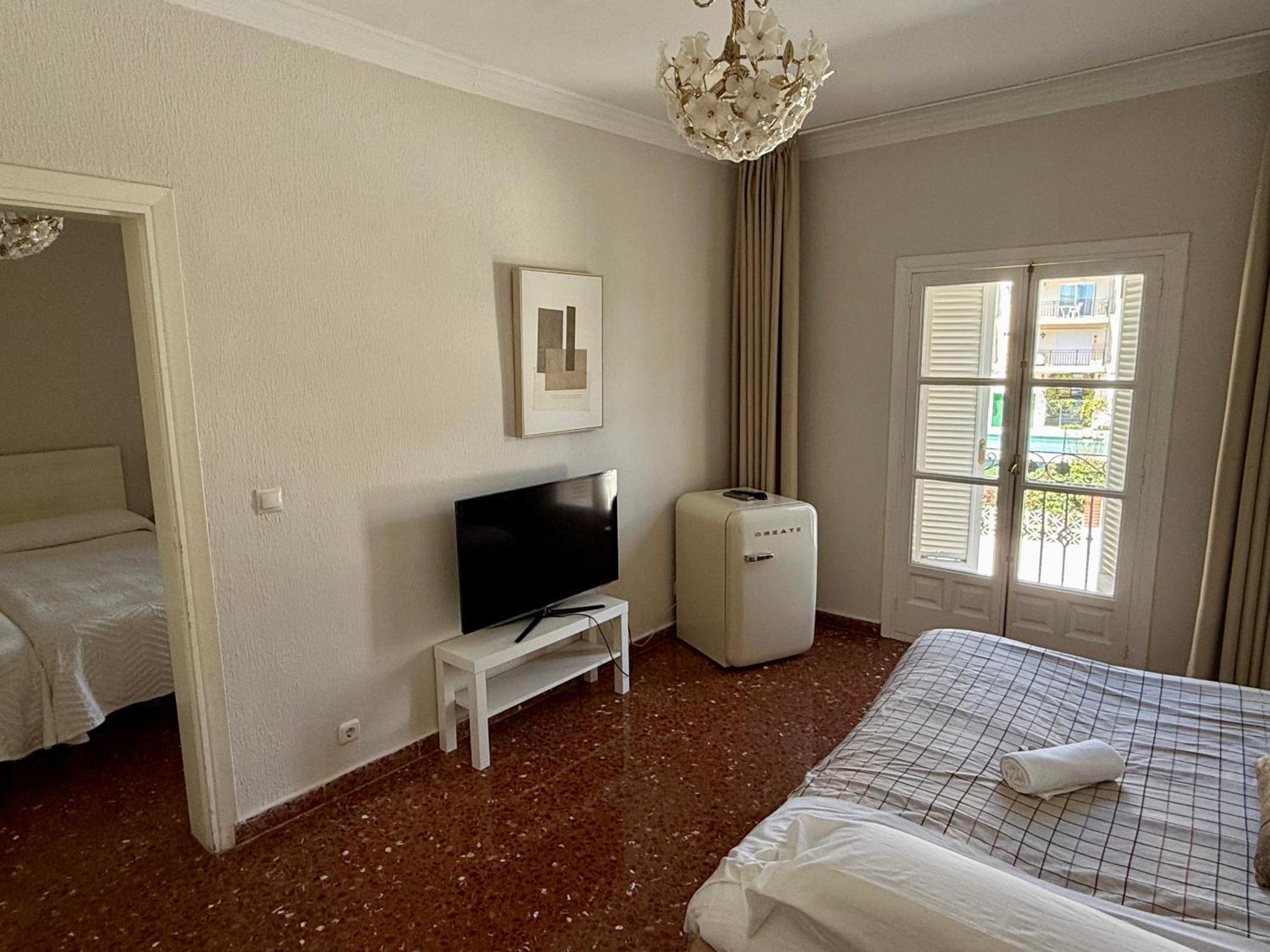 Hotel Paraiso Del Mar Nerja Oda fotoğraf