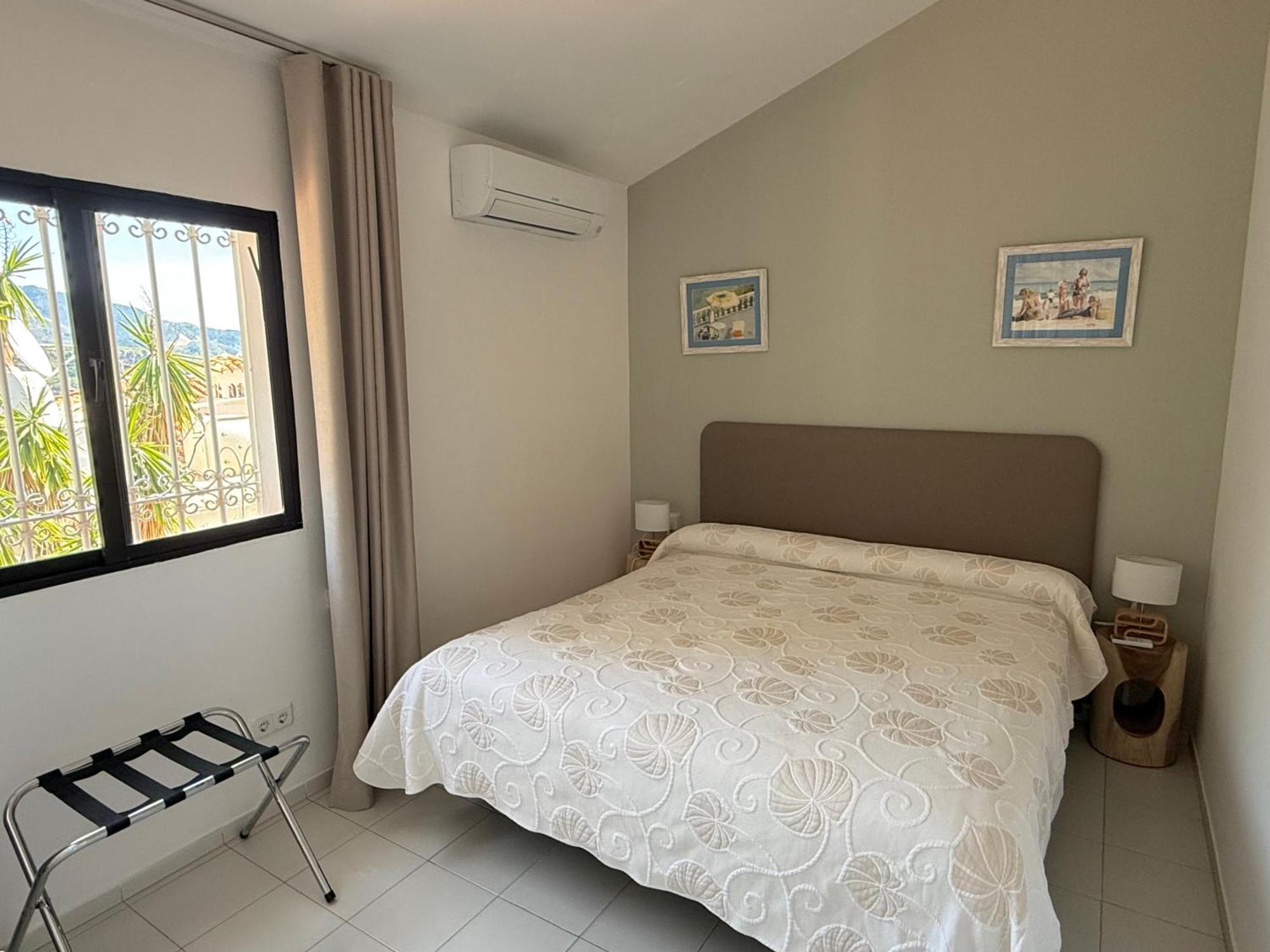 Hotel Paraiso Del Mar Nerja Oda fotoğraf