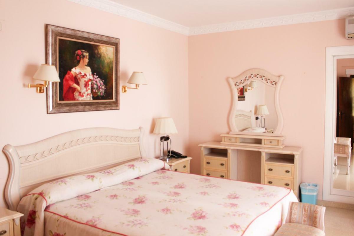 Hotel Paraiso Del Mar Nerja Dış mekan fotoğraf
